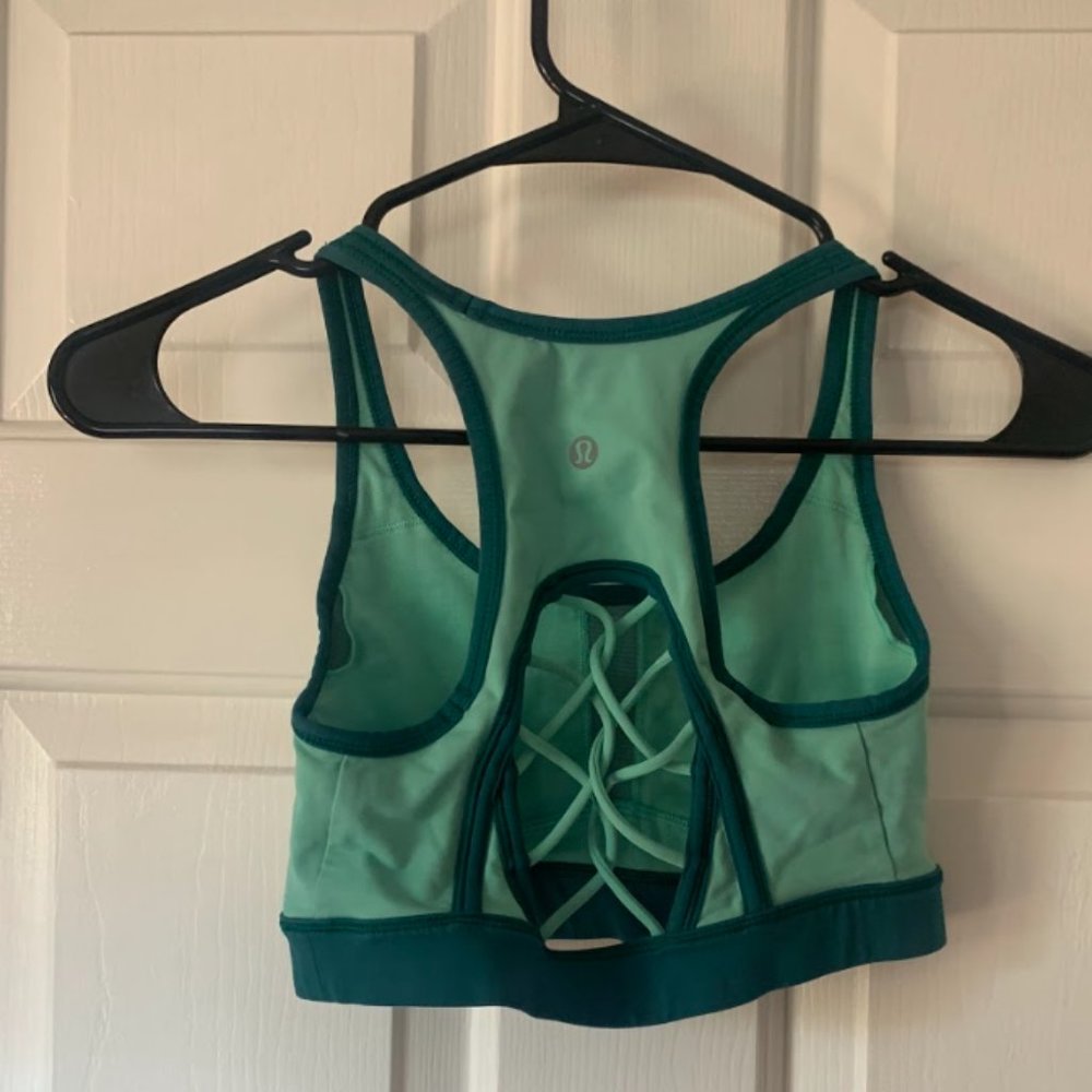 Lululemon Sports Bra Size 4